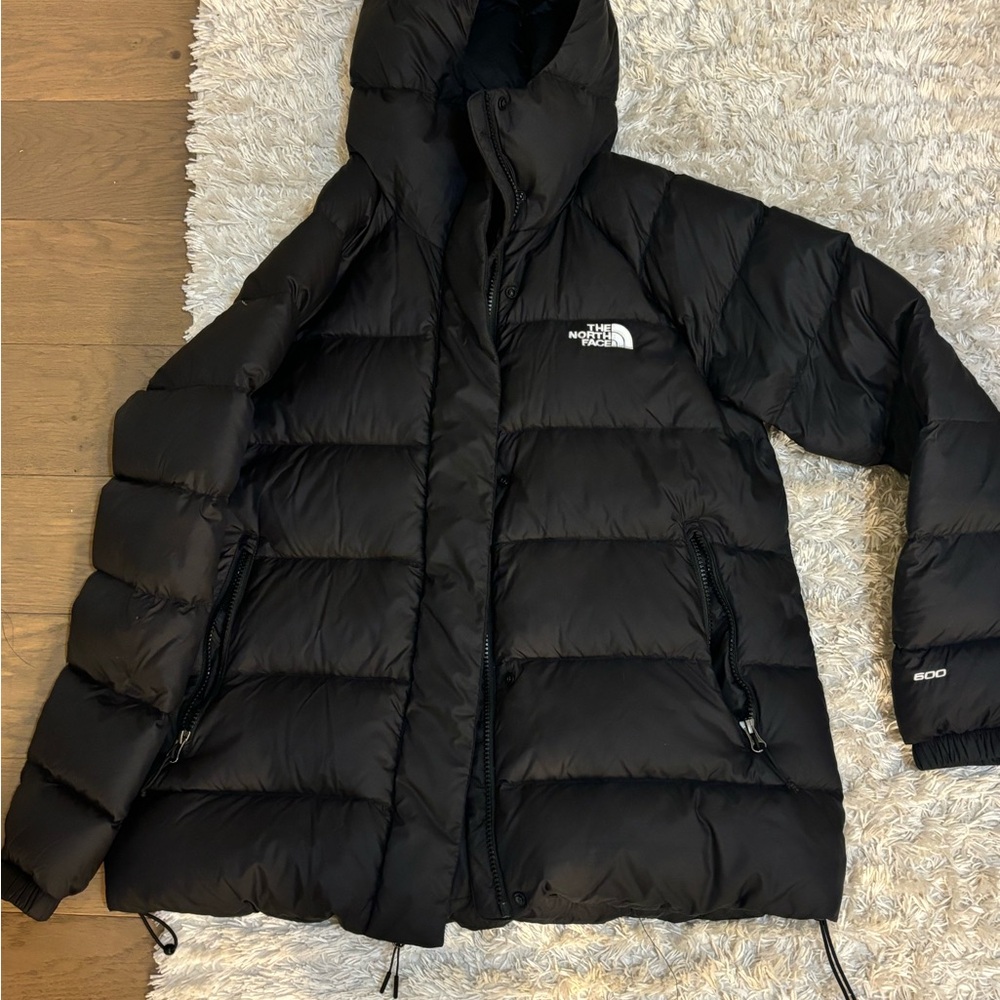 Women’s North Face Puffer Jacket.  Only worn for one season and now too small.